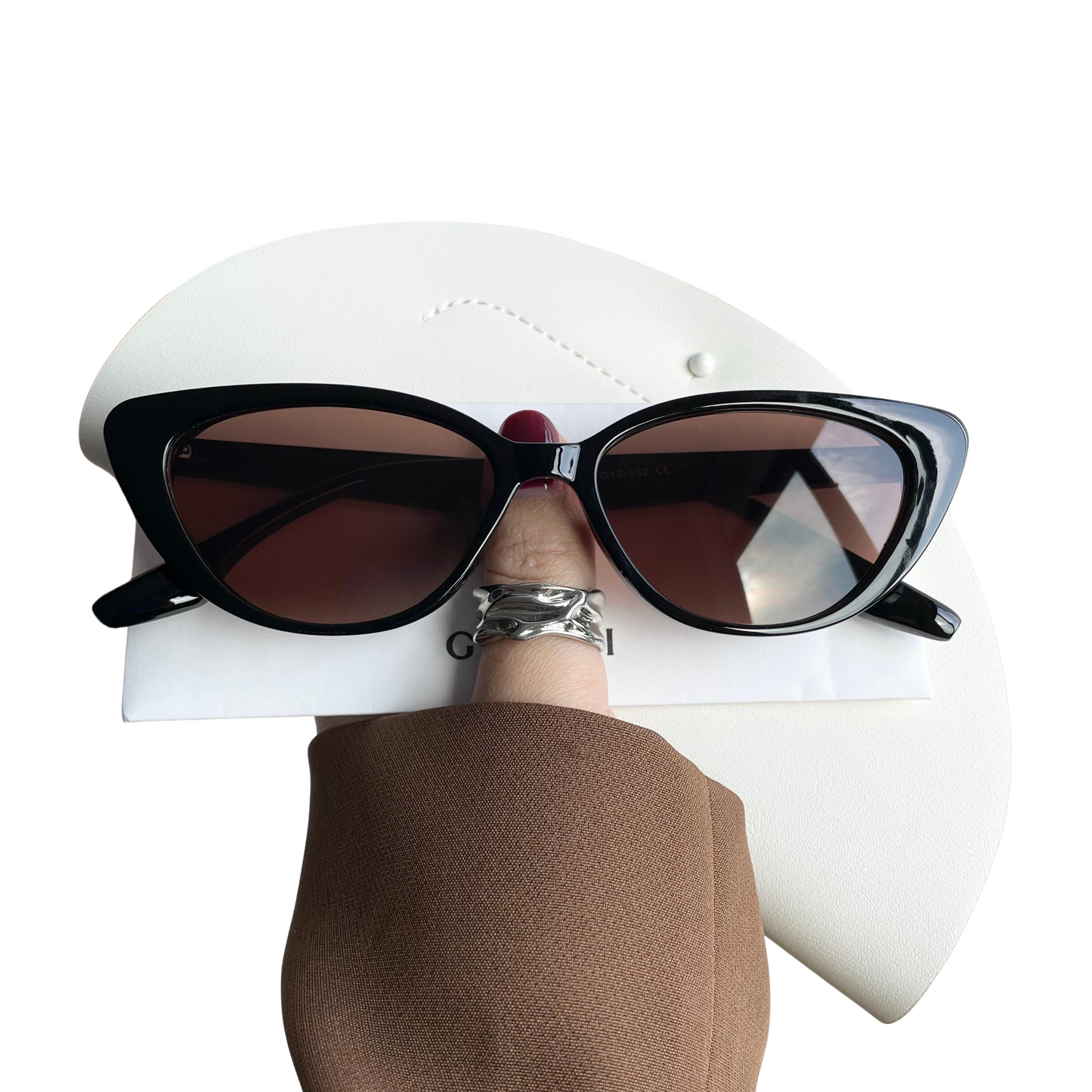 RETRO CAT EYE GLASSES