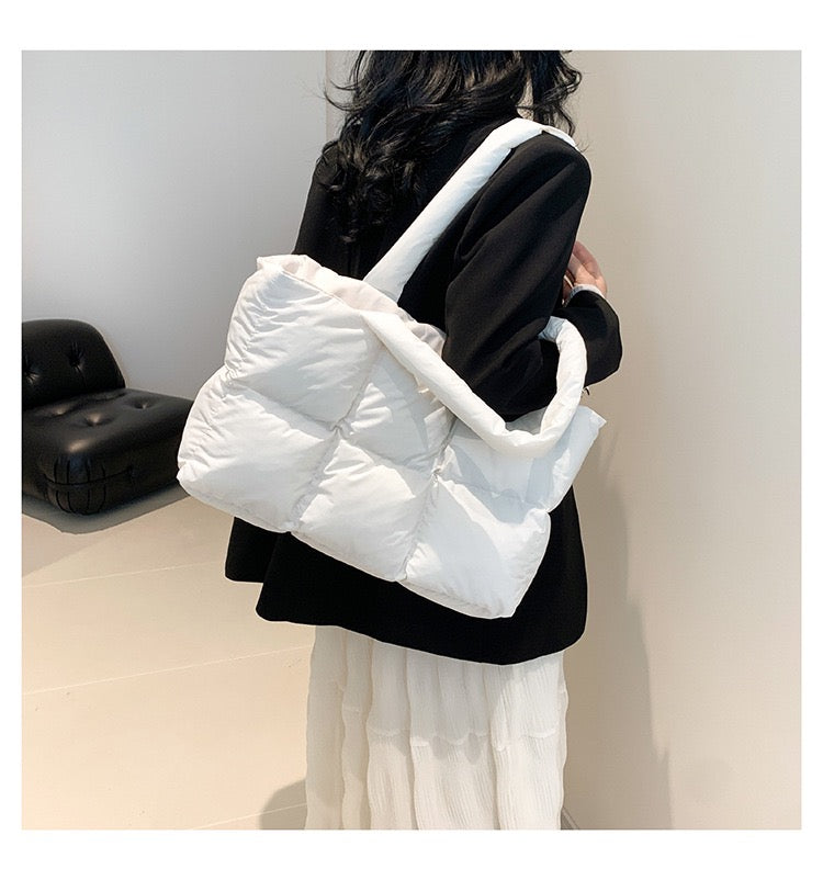 PUFFER TOTE BAG