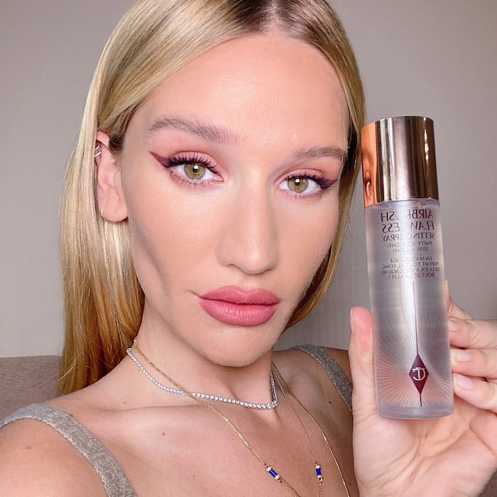 Charlotte Tilbury – Airbrush Flawless Setting Spray