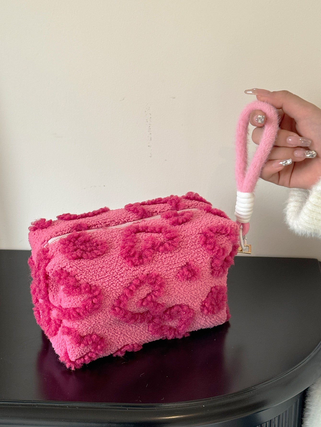 MAKEUP BAG