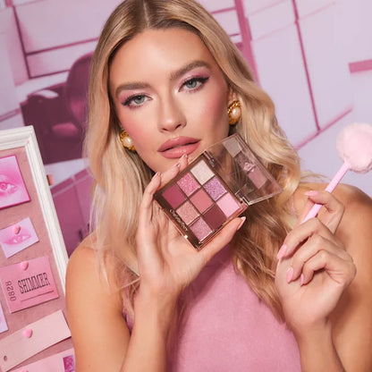 Charlotte’s Palette of Beautifying Eye Trends