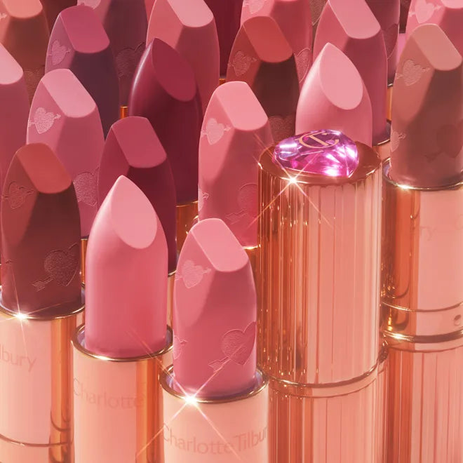 Charlotte Tilbury – Love Effect Matte Revolution Lipstick